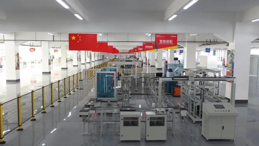 山东栋梁工业机器人教学装备智能工厂入选省级智能工厂